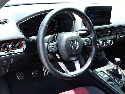 Used 2024 Honda Civic Si image 2