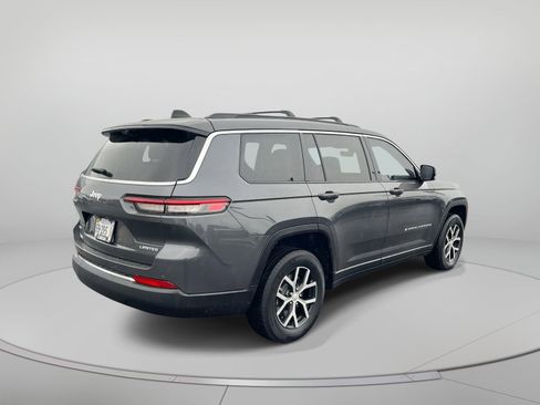 Used 2025 Jeep Grand Cherokee L Limited w/ Luxury Tech Group II image 3