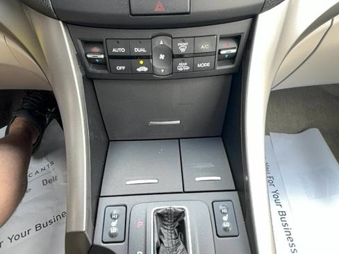 Used 2009 Acura TSX Sedan FWD image 10