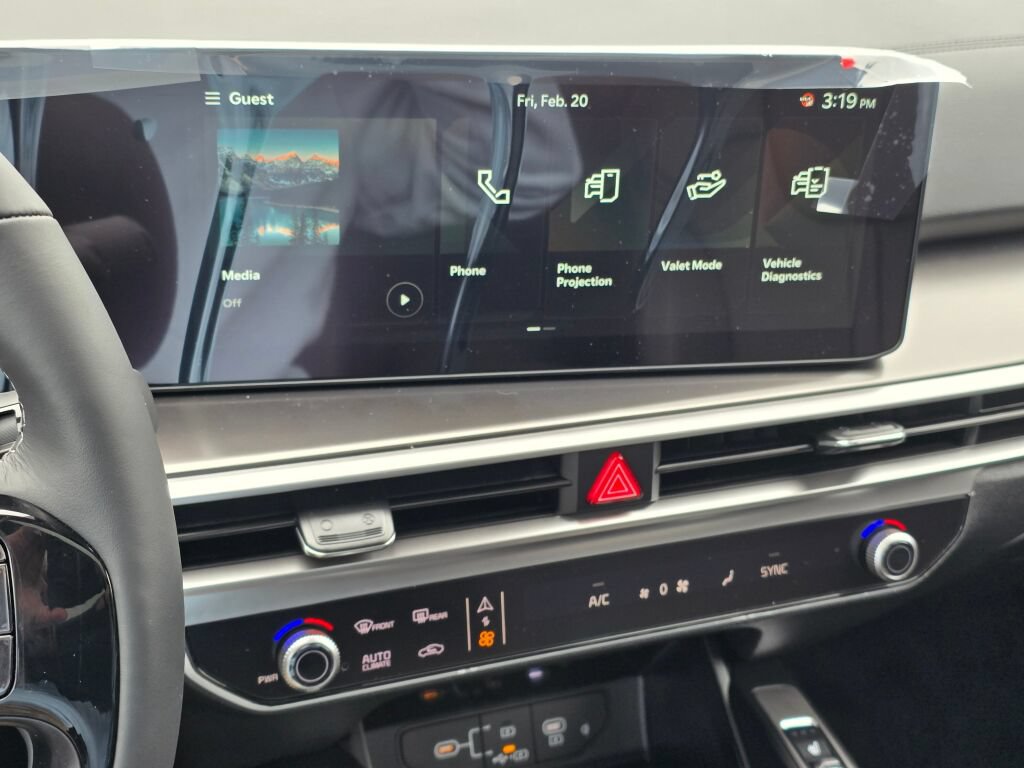New 2026 Kia Sorento S w/ S Panoramic Sunroof Package FWD image 28