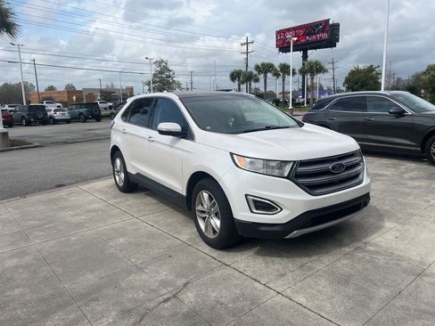 Used 2017 Ford Edge SEL w/ Equipment Group 201A image 2