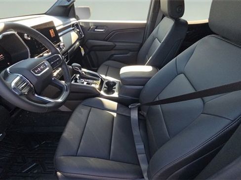 New 2026 GMC Canyon Elevation image 16