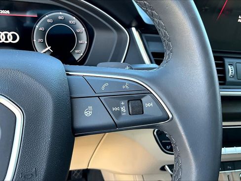 Used 2023 Audi Q5 e Prestige image 25