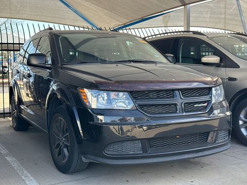 Used 2018 Dodge Journey SE w/ Popular Equipment Group image 3