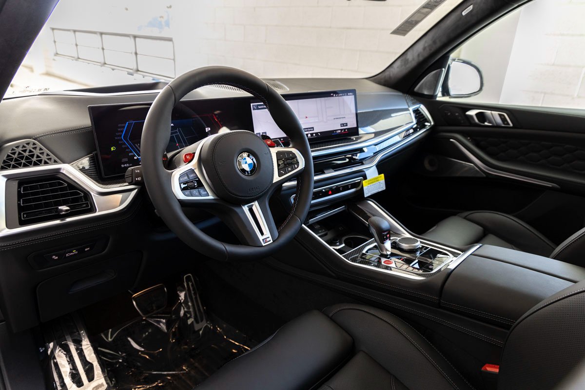 New 2026 BMW X5 M Competition w/ Executive Package AWD/4WD image 18