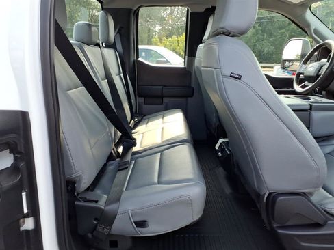 Used 2023 Ford F250 XL w/ XL Chrome Package AWD/4WD image 12
