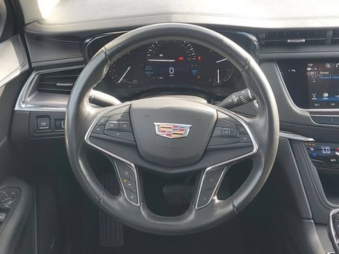 Used 2019 Cadillac XT5 Premium Luxury AWD/4WD image 14