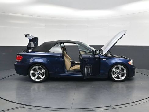 Used 2011 BMW 135i Convertible RWD image 46
