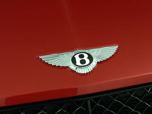 Used 2024 Bentley Continental GT AWD/4WD image 12