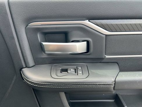New 2026 RAM 3500 Big Horn AWD/4WD image 21