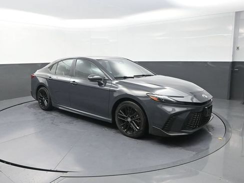 Certified 2025 Toyota Camry SE FWD image 10