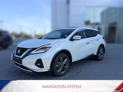 Used 2019 Nissan Murano Platinum w/ Cargo Package FWD image 2