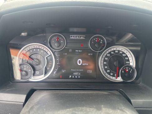 Used 2015 RAM 1500 Laramie w/ Convenience Group AWD/4WD image 4