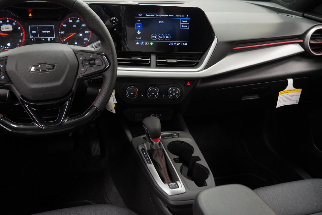 New 2026 Chevrolet Trax RS w/ Driver Confidence Package FWD image 22