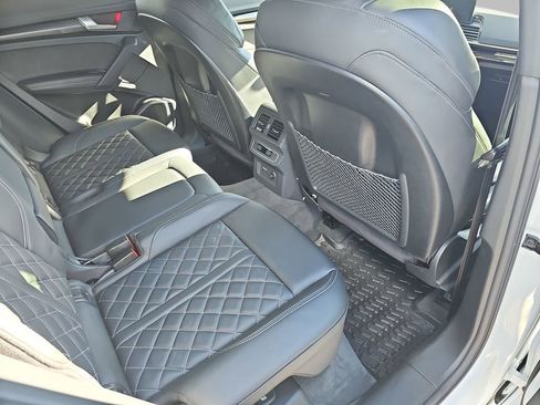 Used 2023 Audi SQ5 Premium Plus w/ Premium Plus Package image 14