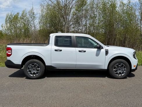 New 2026 Ford Maverick XLT w/ Equipment Group 301A AWD/4WD image 28