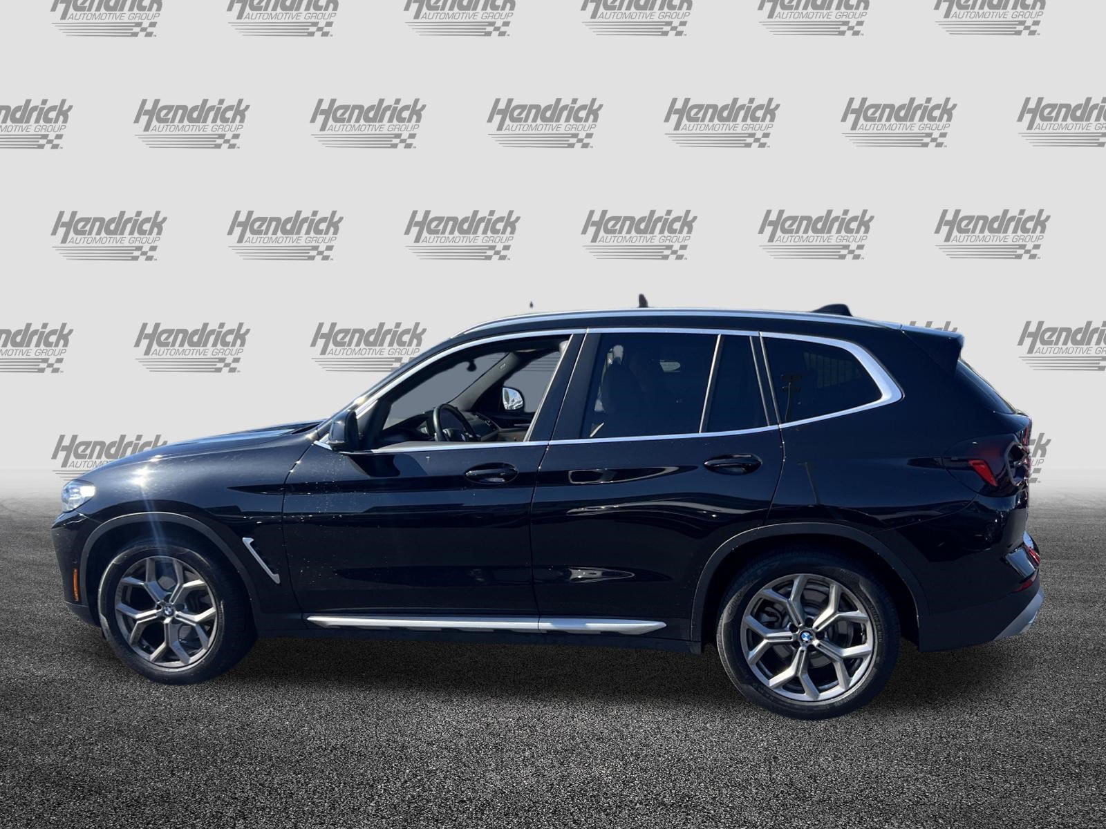 Used 2024 BMW X3 sDrive30i w/ Premium Package RWD image 7