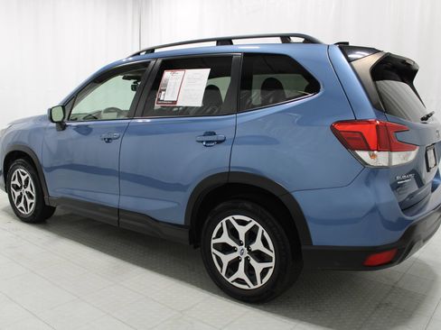 Used 2024 Subaru Forester Premium AWD/4WD image 8