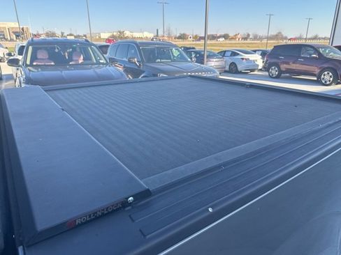 Used 2011 Ford F150 XLT w/ XLT Chrome Pkg image 7