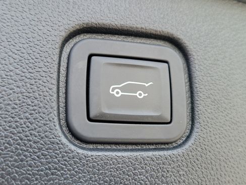 Used 2024 Chevrolet Blazer EV LT AWD/4WD image 7