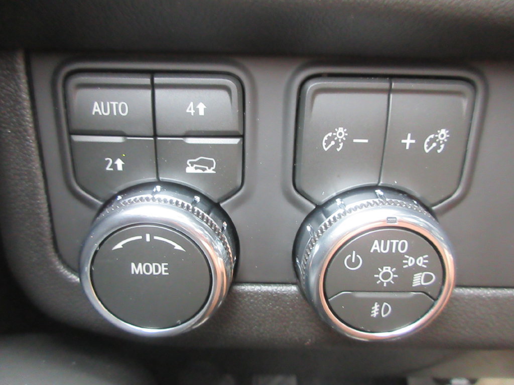 New 2027 GMC Yukon Elevation w/ Technology Package AWD/4WD image 17