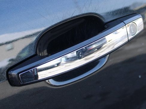 Used 2014 Chevrolet Malibu LT w/ Power Convenience Package image 9