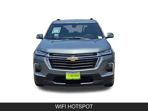 Used 2023 Chevrolet Traverse LT FWD image 4