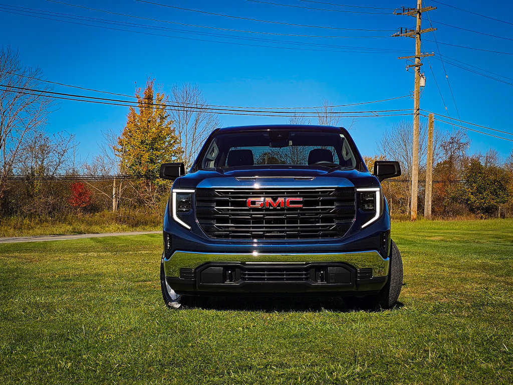 Used 2023 GMC Sierra 1500 Pro w/ Pro Value Package AWD/4WD image 10