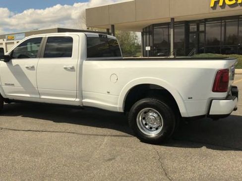 Used 2025 RAM 3500 Longhorn AWD/4WD image 6
