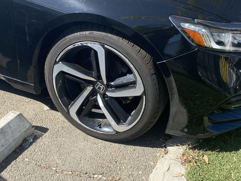 Used 2020 Honda Accord Sport image 21