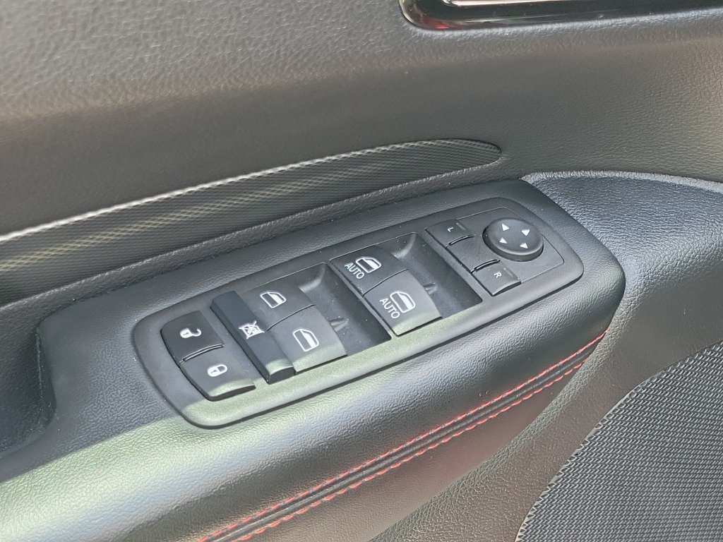 Used 2024 Dodge Durango R/T w/ Blacktop Package RWD image 27