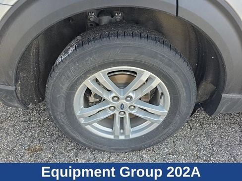Used 2023 Ford Explorer XLT w/ Equipment Group 202A image 26