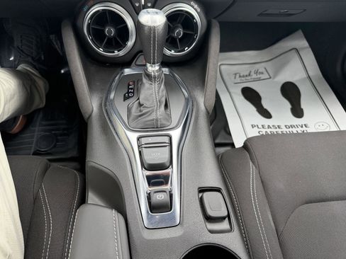 Used 2021 Chevrolet Camaro LT RWD image 17