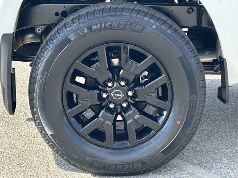 New 2026 Nissan Frontier SV w/ SV Convenience Package image 7