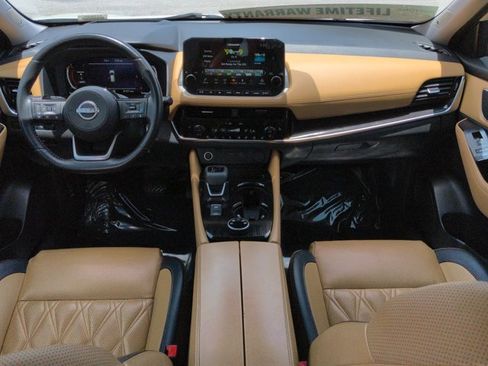 Used 2023 Nissan Rogue Platinum w/ Platinum Premium Package AWD/4WD image 16