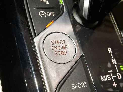 Used 2019 BMW 330i xDrive 330i xDrive w/ Convenience Package image 21