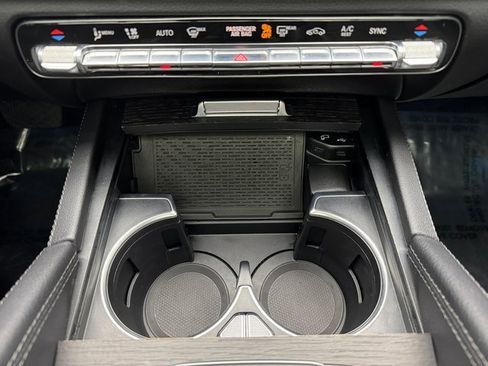 Certified 2023 Mercedes-Benz GLS 450 4MATIC image 21