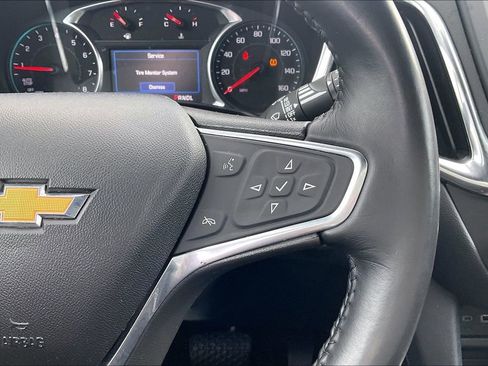 Used 2019 Chevrolet Equinox LT image 18