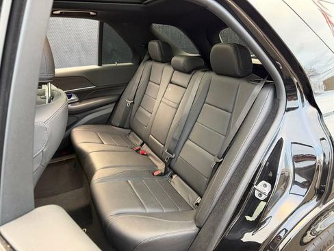 Used 2025 Mercedes-Benz GLE 350 4MATIC image 16