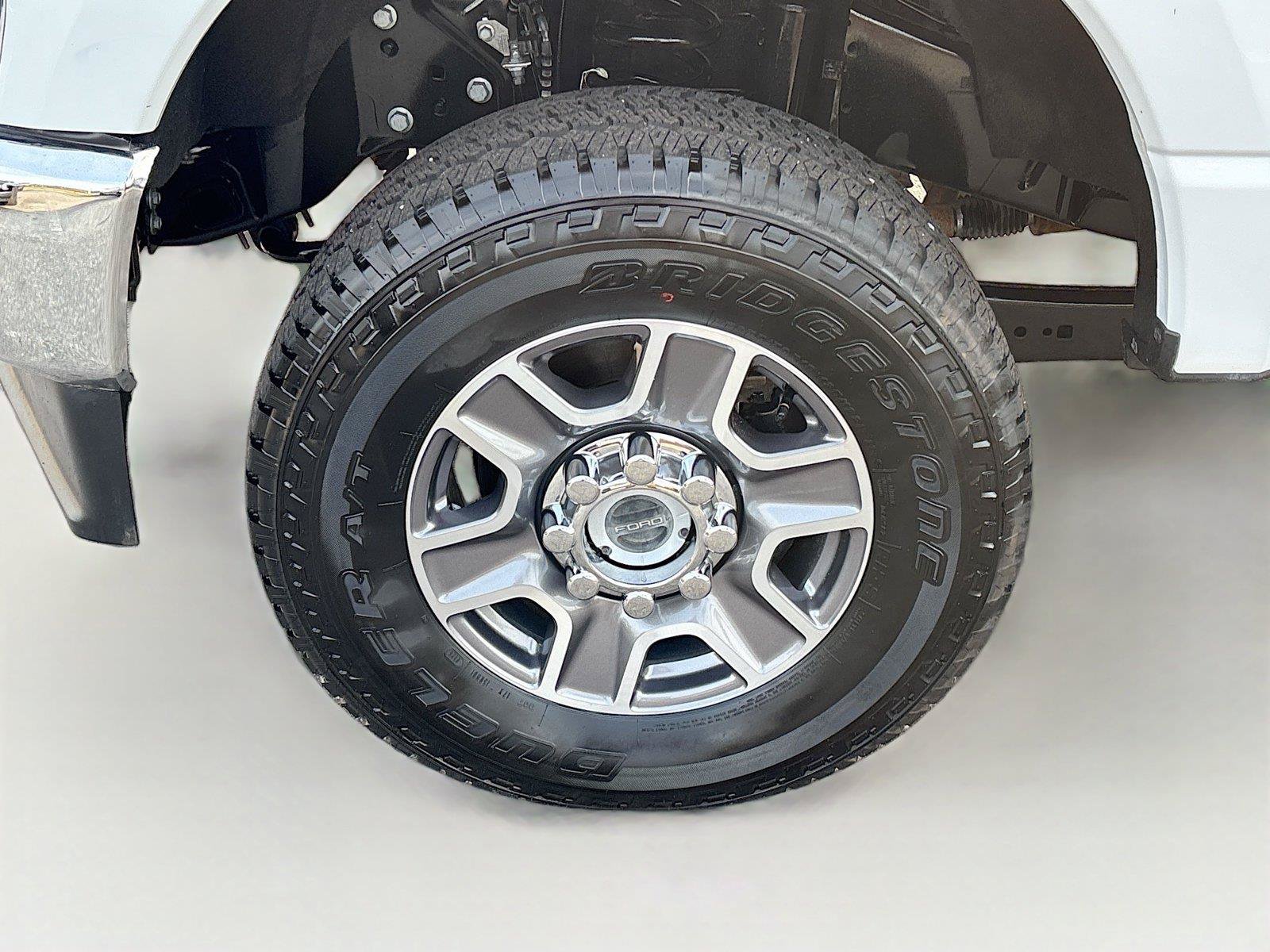 Used 2023 Ford F250 Lariat w/ Chrome Package AWD/4WD image 32