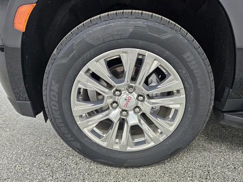 Used 2021 GMC Yukon Denali AWD/4WD image 10