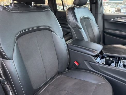 Certified 2022 Jeep Grand Cherokee Altitude image 28