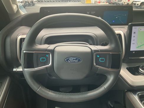 Certified 2025 Ford Expedition Active RWD image 21