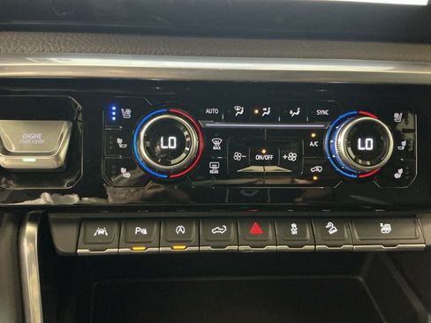 Used 2022 GMC Sierra 1500 Denali image 15