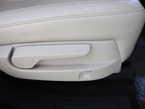 Used 2022 Kia Sorento EX AWD/4WD image 32