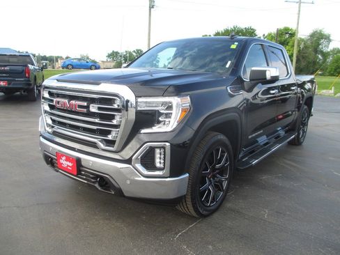Used 2022 GMC Sierra 1500 SLT w/ SLT Premium Plus Package AWD/4WD image 11