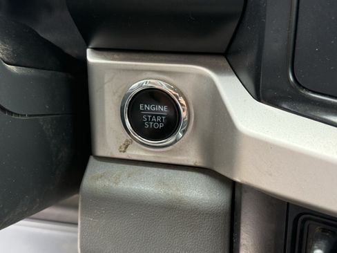 Used 2023 Ford F350 XLT w/ XLT Premium Package AWD/4WD image 26