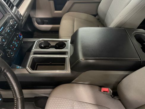 Used 2018 Ford F150 XLT w/ Equipment Group 302A Luxury AWD/4WD image 21