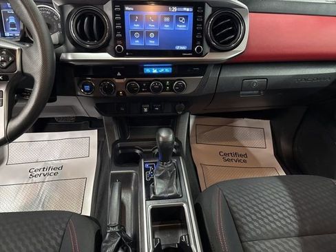 Used 2023 Toyota Tacoma SR5 w/ Black Out Package (TMS) AWD/4WD image 18