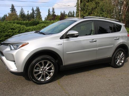 Used 2016 Toyota RAV4 Limited w/ Advanced Technology Package AWD/4WD image 1